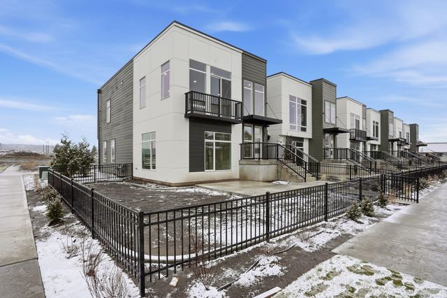 2502 W Summit Pkwy, Spokane, WA 99201