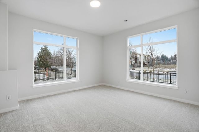 2502 W Summit Pkwy, Spokane, WA 99201