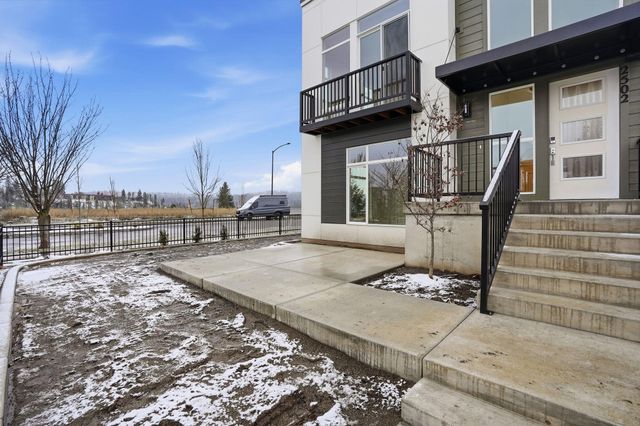 2502 W Summit Pkwy, Spokane, WA 99201