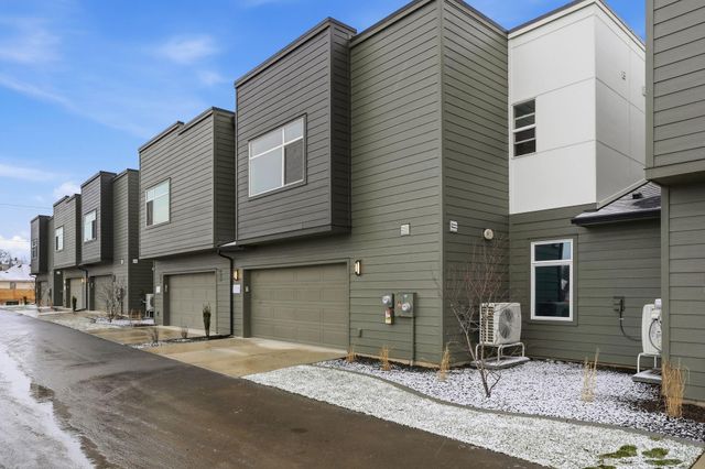 2502 W Summit Pkwy, Spokane, WA 99201