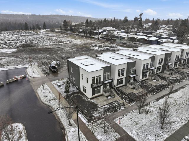 2502 W Summit Pkwy, Spokane, WA 99201