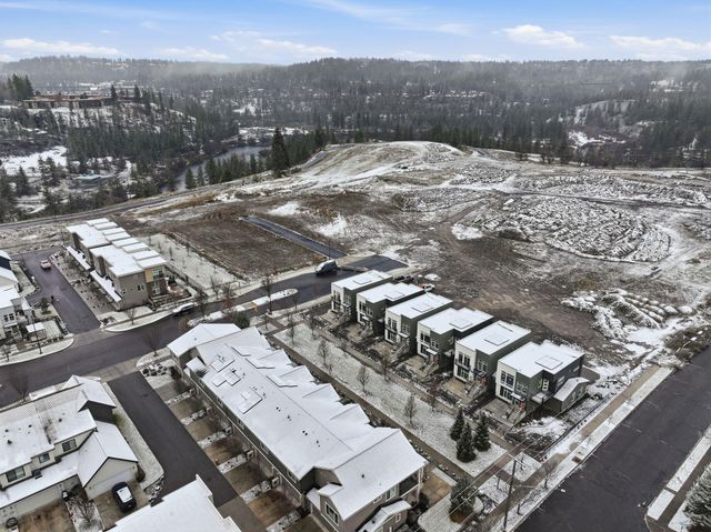 2502 W Summit Pkwy, Spokane, WA 99201