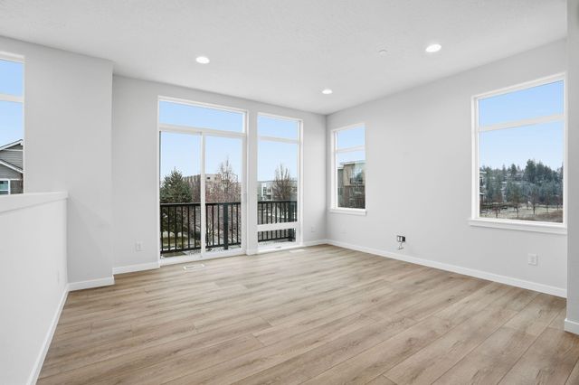 2502 W Summit Pkwy, Spokane, WA 99201