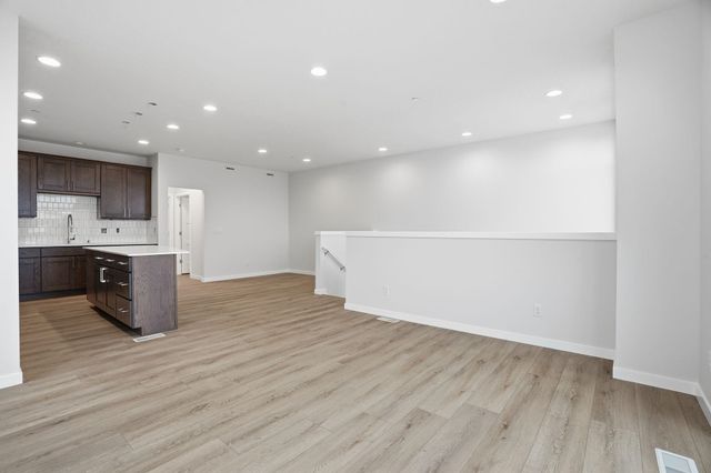 2502 W Summit Pkwy, Spokane, WA 99201