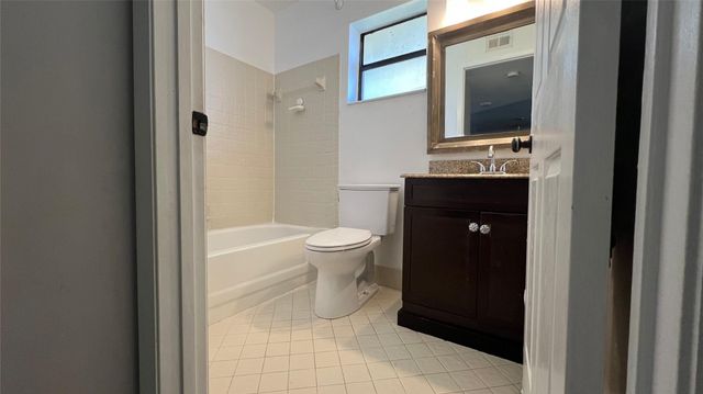 2757 Carambola Circle 1932, Pompano Beach, FL 33066