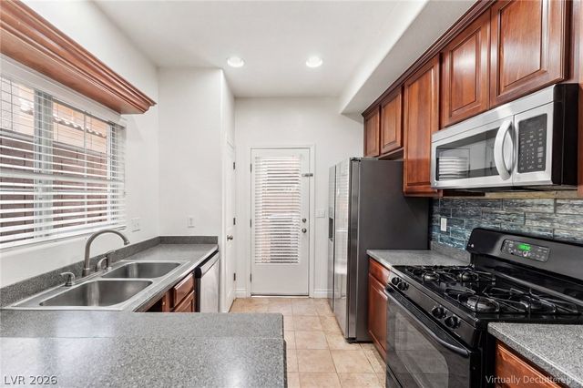 9838 Hanover Grove Avenue, Las Vegas, NV 89148