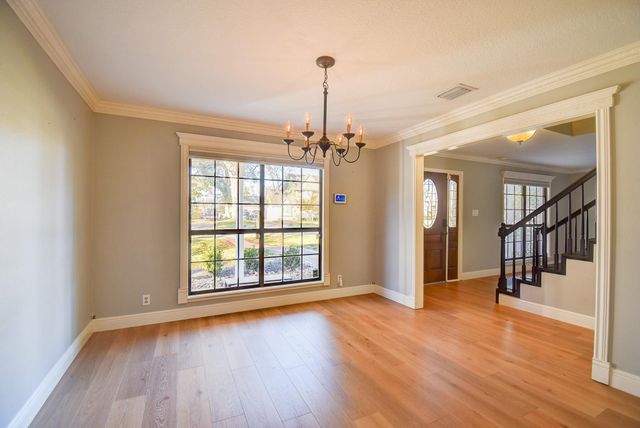 404 Huckleberry Drive, Lake Jackson, TX 77566