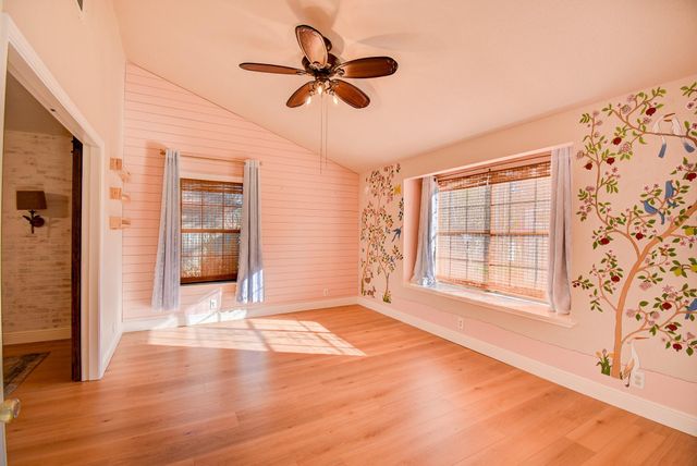 404 Huckleberry Drive, Lake Jackson, TX 77566