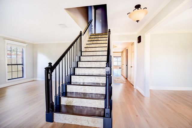 404 Huckleberry Drive, Lake Jackson, TX 77566