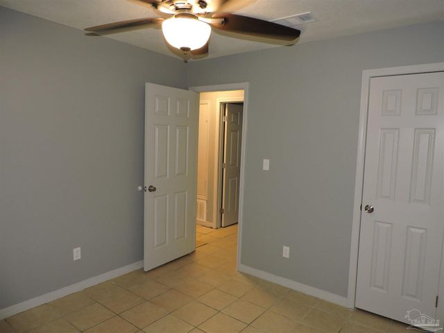 5084 Yacht Harbour Dr, Pensacola, FL 32514