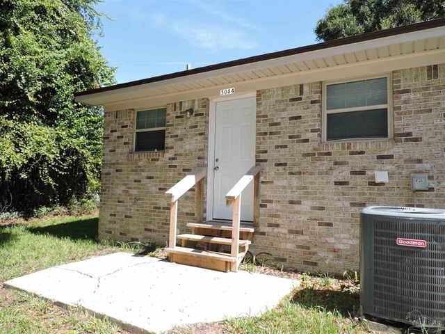 5084 Yacht Harbour Dr, Pensacola, FL 32514