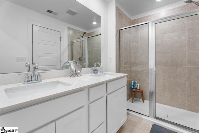 605 Purteview Place, Greer, SC 29650