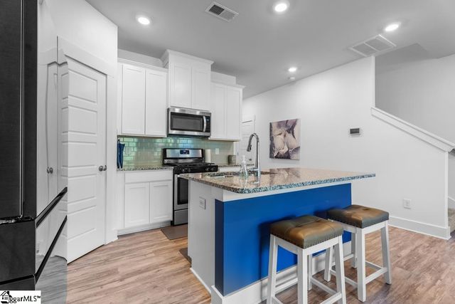 605 Purteview Place, Greer, SC 29650