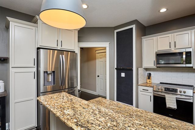 920 NW 33rd Street, Ankeny, IA 50023