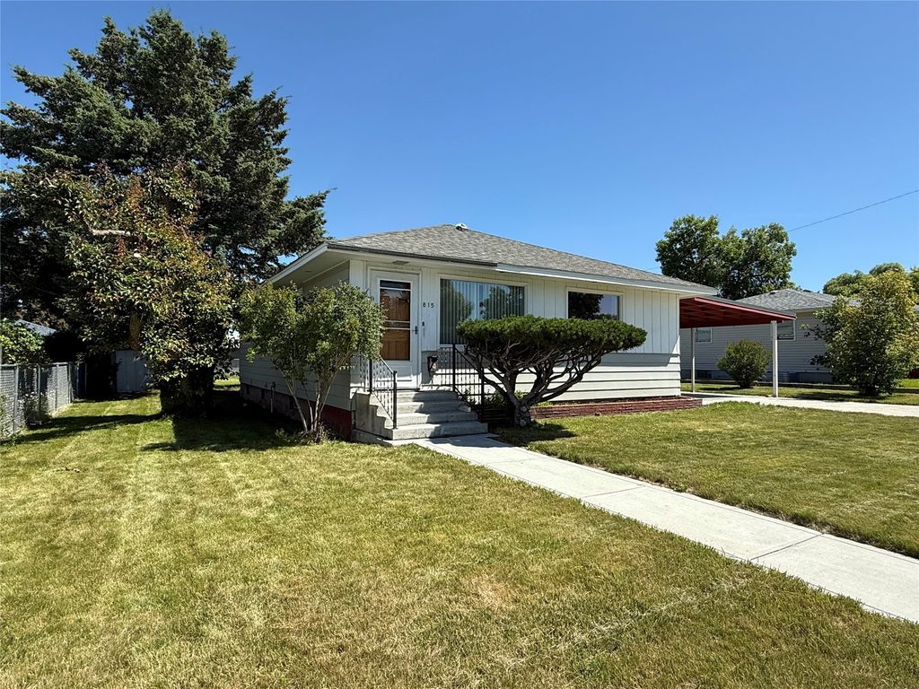 Image 2 of property listing at 815 St Marys Avenue, Deer Lodge, MT 59722