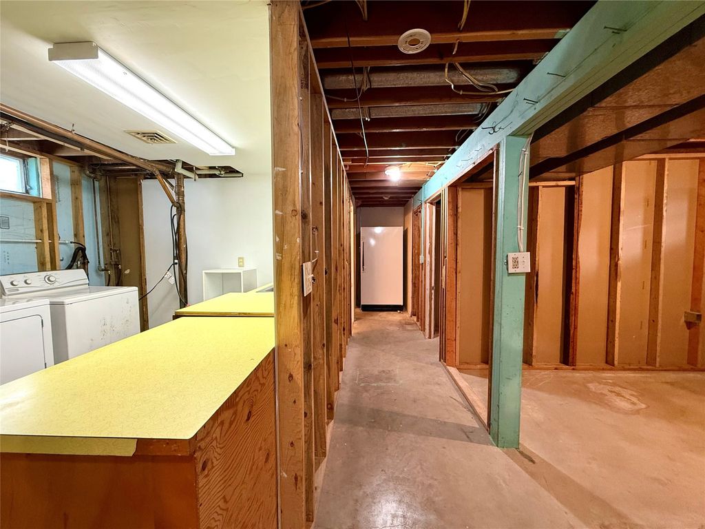 Image 23 of property listing at 815 St Marys Avenue, Deer Lodge, MT 59722