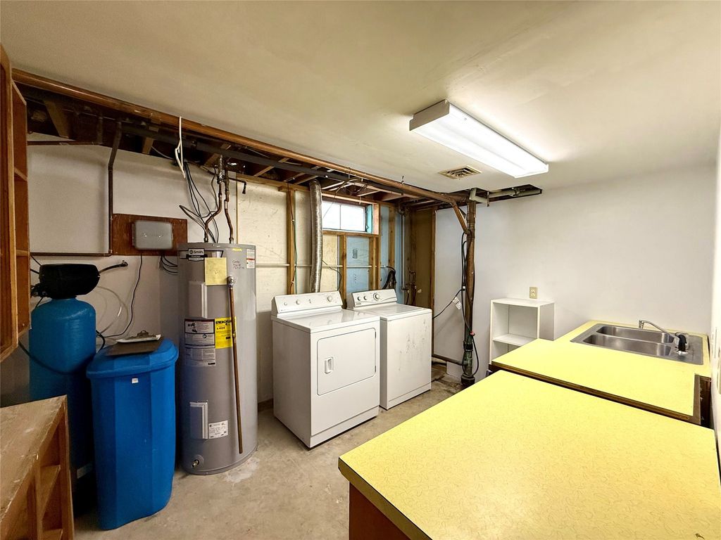 Image 24 of property listing at 815 St Marys Avenue, Deer Lodge, MT 59722