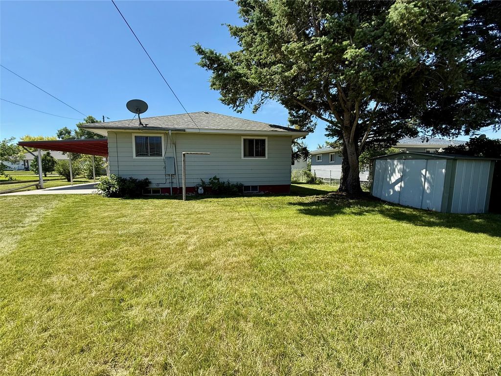 Image 34 of property listing at 815 St Marys Avenue, Deer Lodge, MT 59722