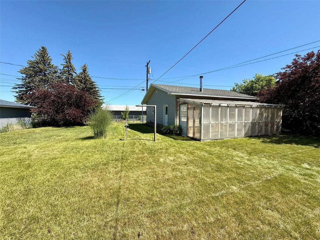 Image 37 of property listing at 815 St Marys Avenue, Deer Lodge, MT 59722