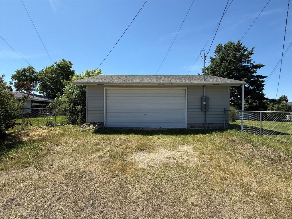 Image 43 of property listing at 815 St Marys Avenue, Deer Lodge, MT 59722