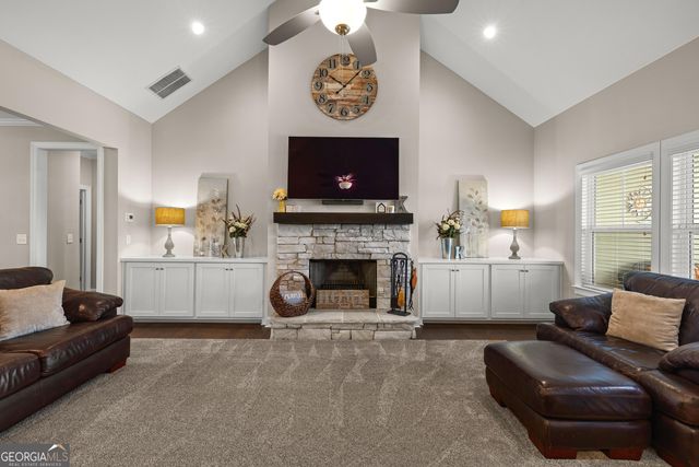 135 Graceton Farms Drive, Senoia, GA 30276