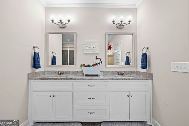 135 Graceton Farms Drive, Senoia, GA 30276