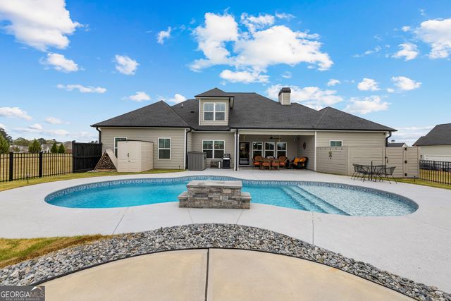 135 Graceton Farms Drive, Senoia, GA 30276