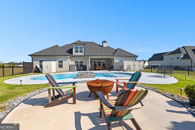 135 Graceton Farms Drive, Senoia, GA 30276