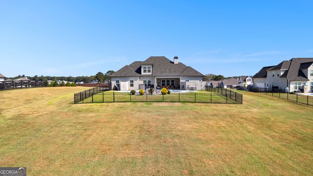 135 Graceton Farms Drive, Senoia, GA 30276