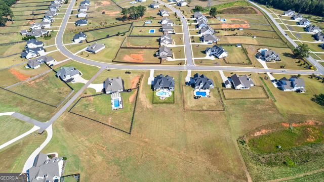 135 Graceton Farms Drive, Senoia, GA 30276