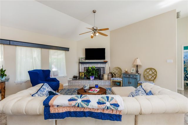 15414 Finistere St, Corpus Christi, TX 78418