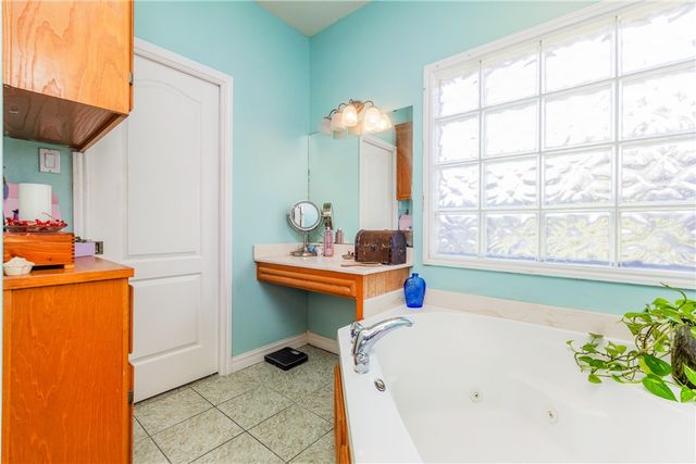 15414 Finistere St, Corpus Christi, TX 78418