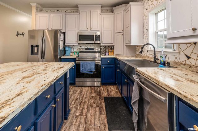 5673 Arctic Fox Drive, Carterville, IL 62918