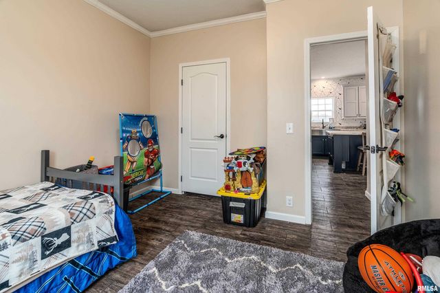 5673 Arctic Fox Drive, Carterville, IL 62918