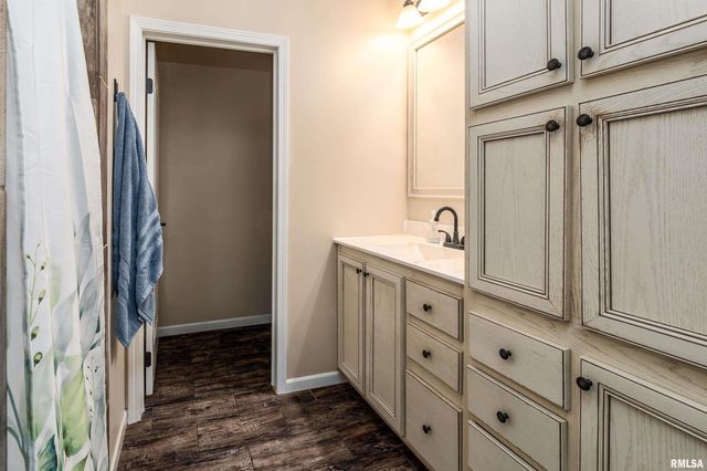 5673 Arctic Fox Drive, Carterville, IL 62918