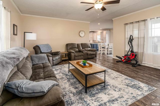 5673 Arctic Fox Drive, Carterville, IL 62918