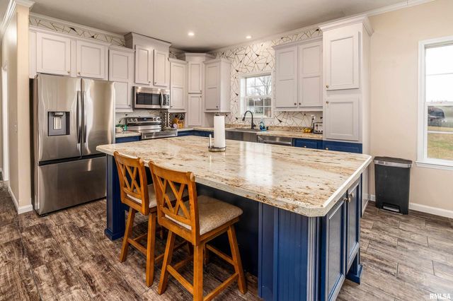 5673 Arctic Fox Drive, Carterville, IL 62918