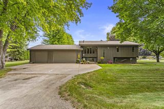 1261 GAVIN ROAD, Neenah, WI 54956