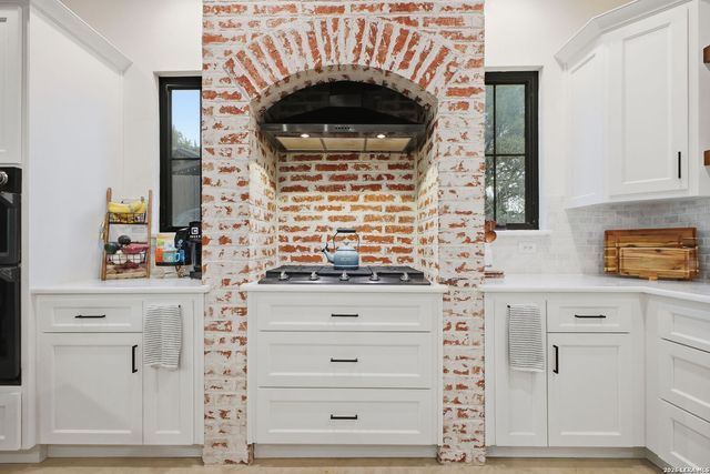 8304 Monument Oak, Boerne, TX 78015