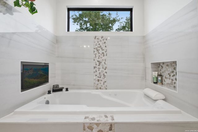 8304 Monument Oak, Boerne, TX 78015