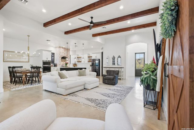 8304 Monument Oak, Boerne, TX 78015