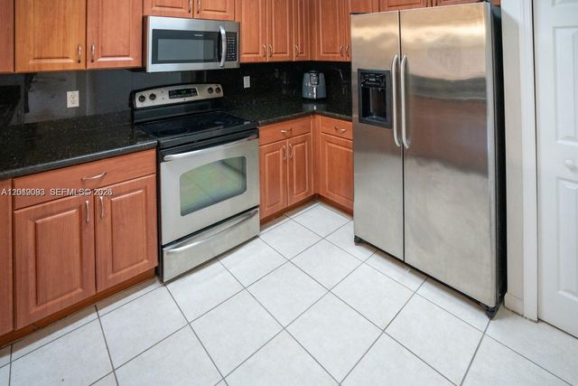 11403 NW 89th St 110, Doral, FL 33178