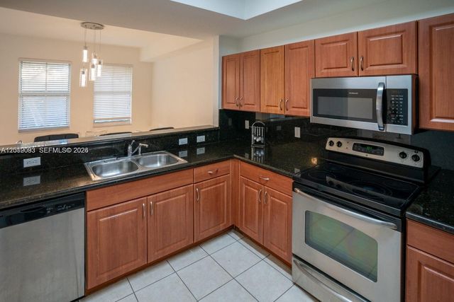11403 NW 89th St 110, Doral, FL 33178