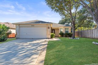 8927 John Barrett, San Antonio, TX 78240