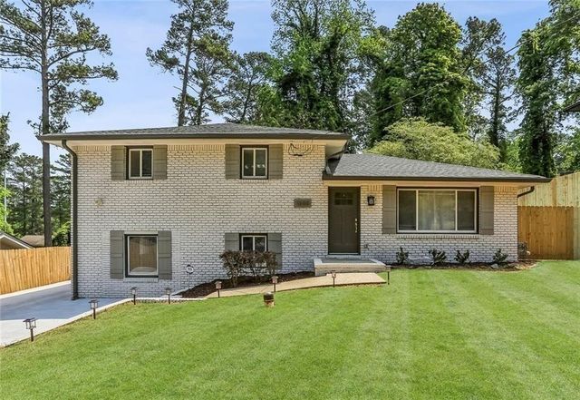 1888 La Mesa, Decatur, GA 30032