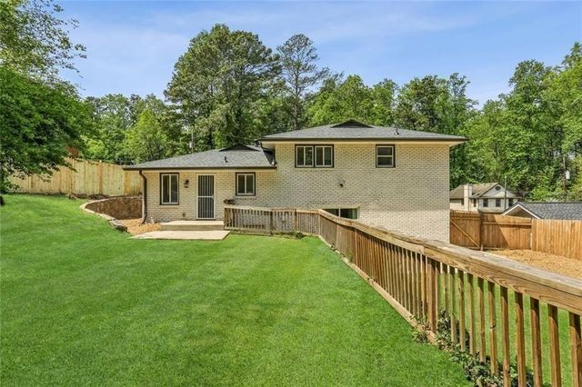 1888 La Mesa, Decatur, GA 30032