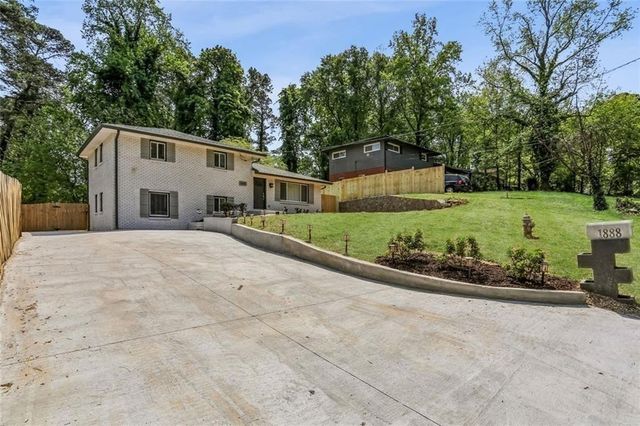1888 La Mesa, Decatur, GA 30032