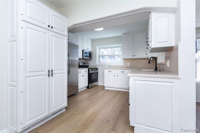 36777 Mulberry Street, Clinton Township, MI 48035