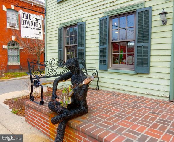 307 ACADEMY AVE, Denton, MD 21629