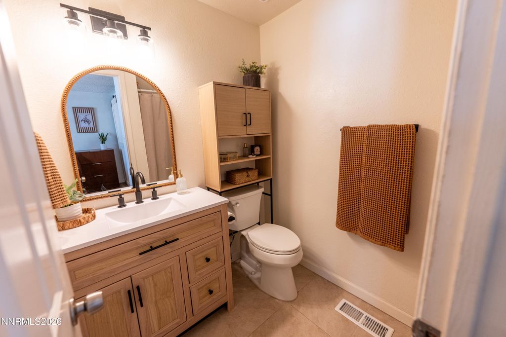 Image 20 of property listing at 6764 Honeysuckle Court, Reno, NV 89506